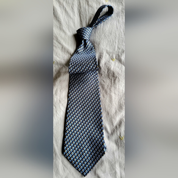 Italian Silk Necktie - Picture 4 of 4